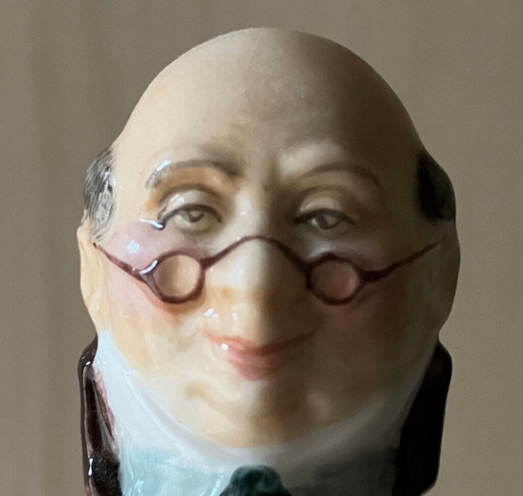 Mr Pickwick china thimble